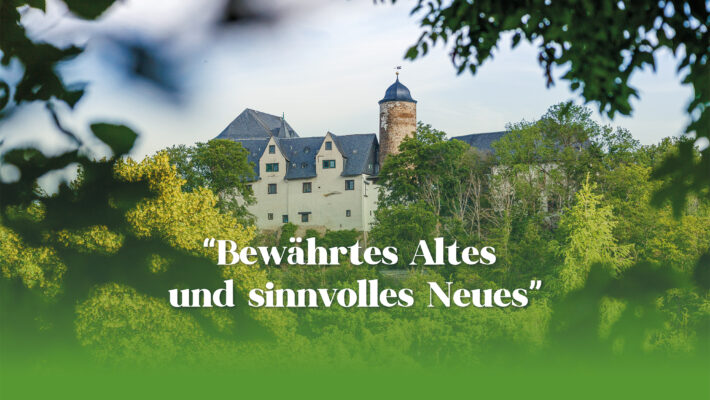 social-media-schloss-friedenburg-cover